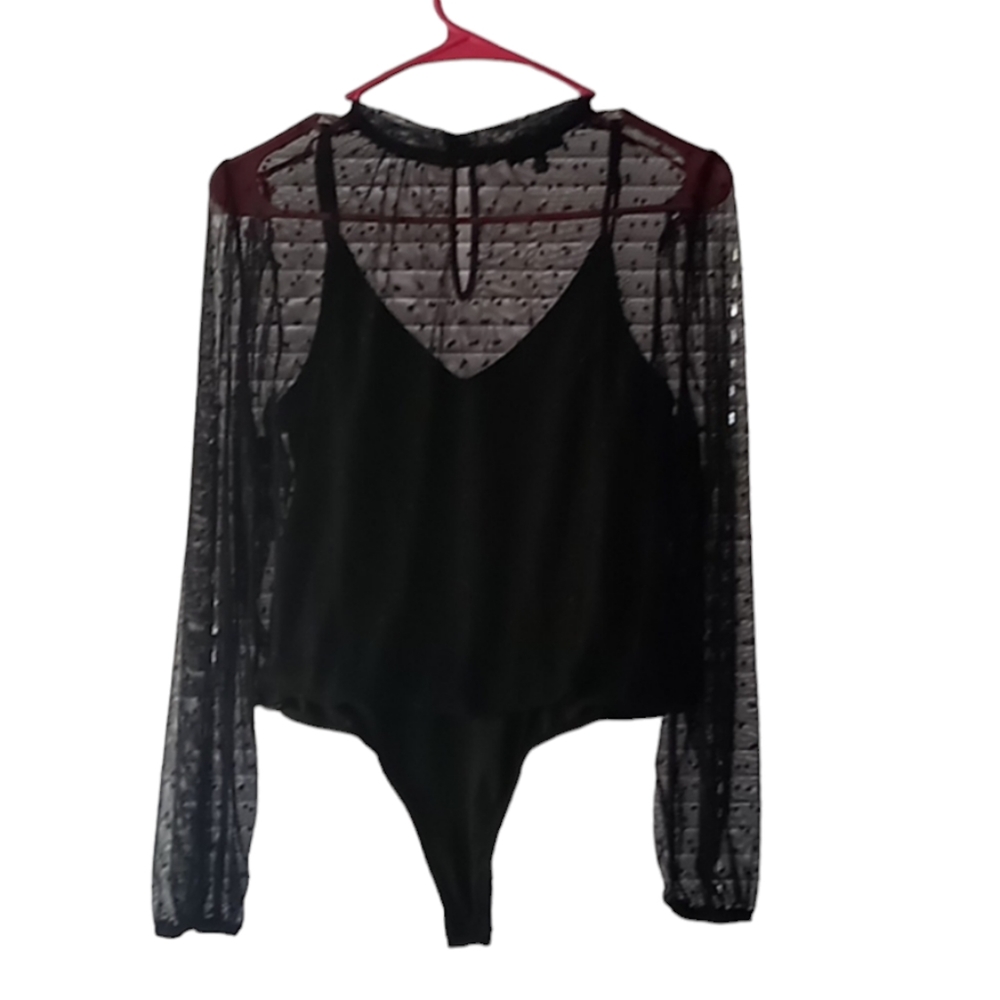 IRIS BODYSUIT size M color black.